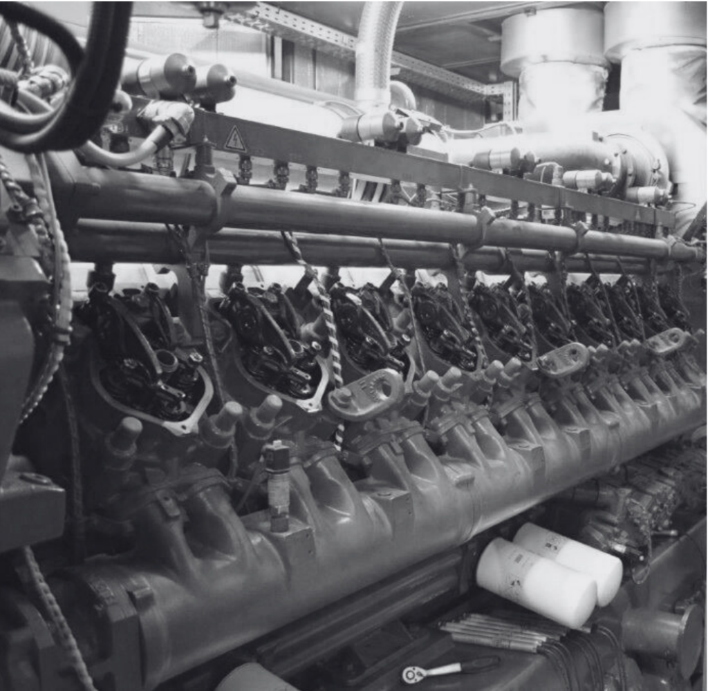 Services 1 Technicians performing professional CHP maintenance services for industrial power systems
